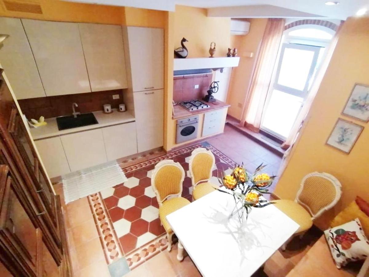 Luxury House Il Borgo Antico Apartamento Casale Marittimo Exterior foto