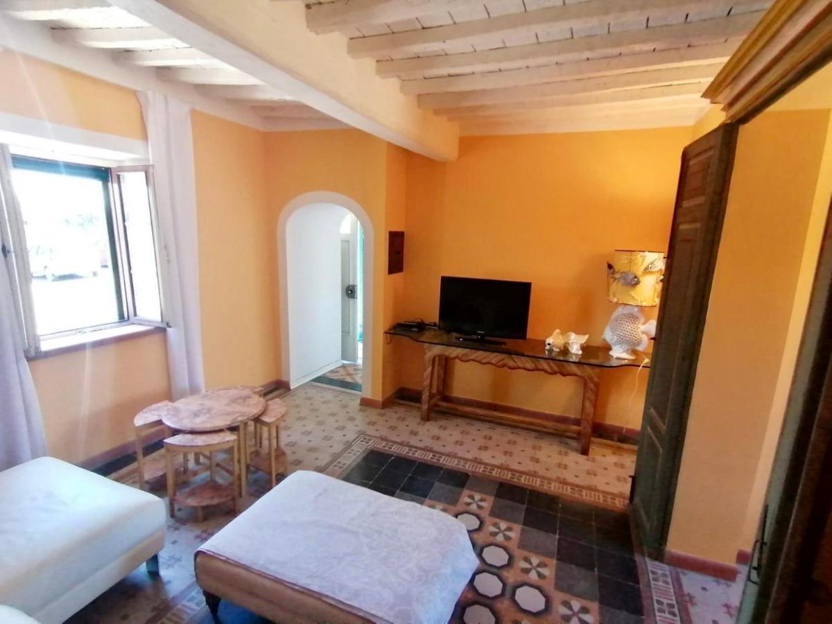 Luxury House Il Borgo Antico Apartamento Casale Marittimo Exterior foto